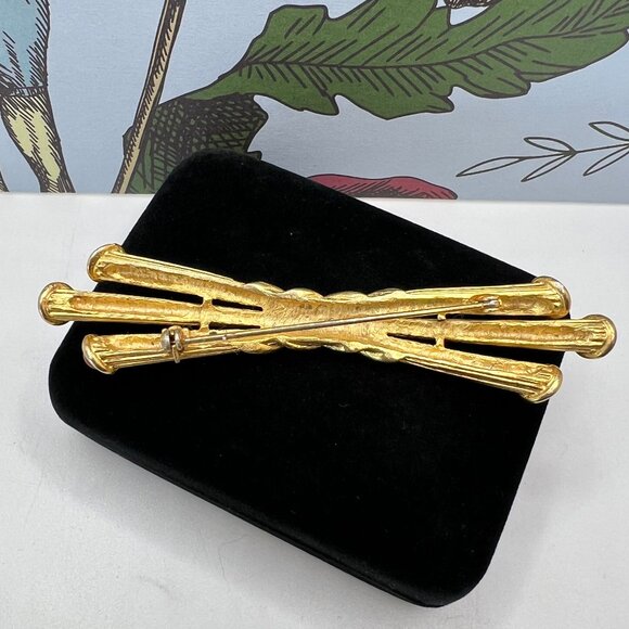 Poured Glass Textured Bar Brooch - Picture 4 of 5